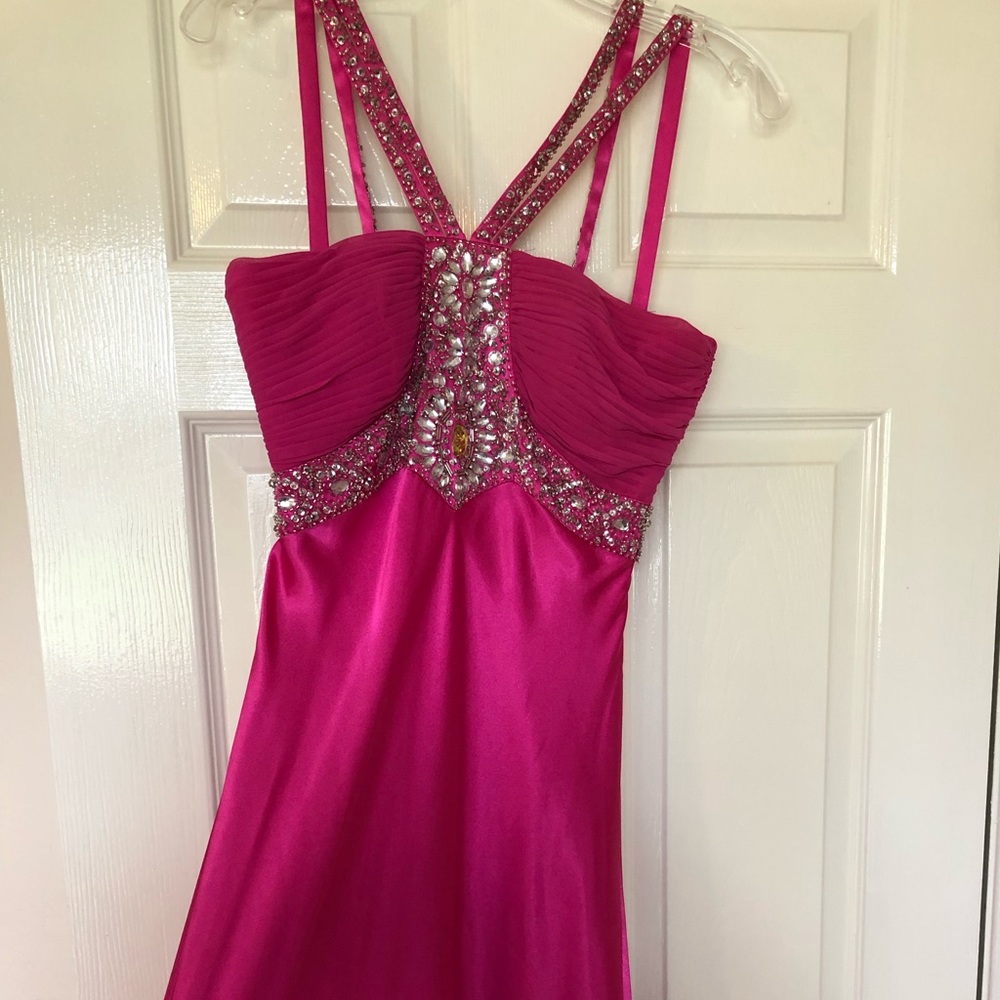 Hot Pink Nightway Prom dress!
